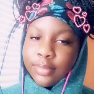 Meet your Posher, Lafrances